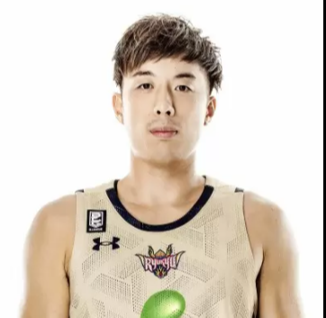 https://img.bjmes.com.cn/img/basketball/player/9f9d2819e1db9fdba3c26379c9a7a23c.png